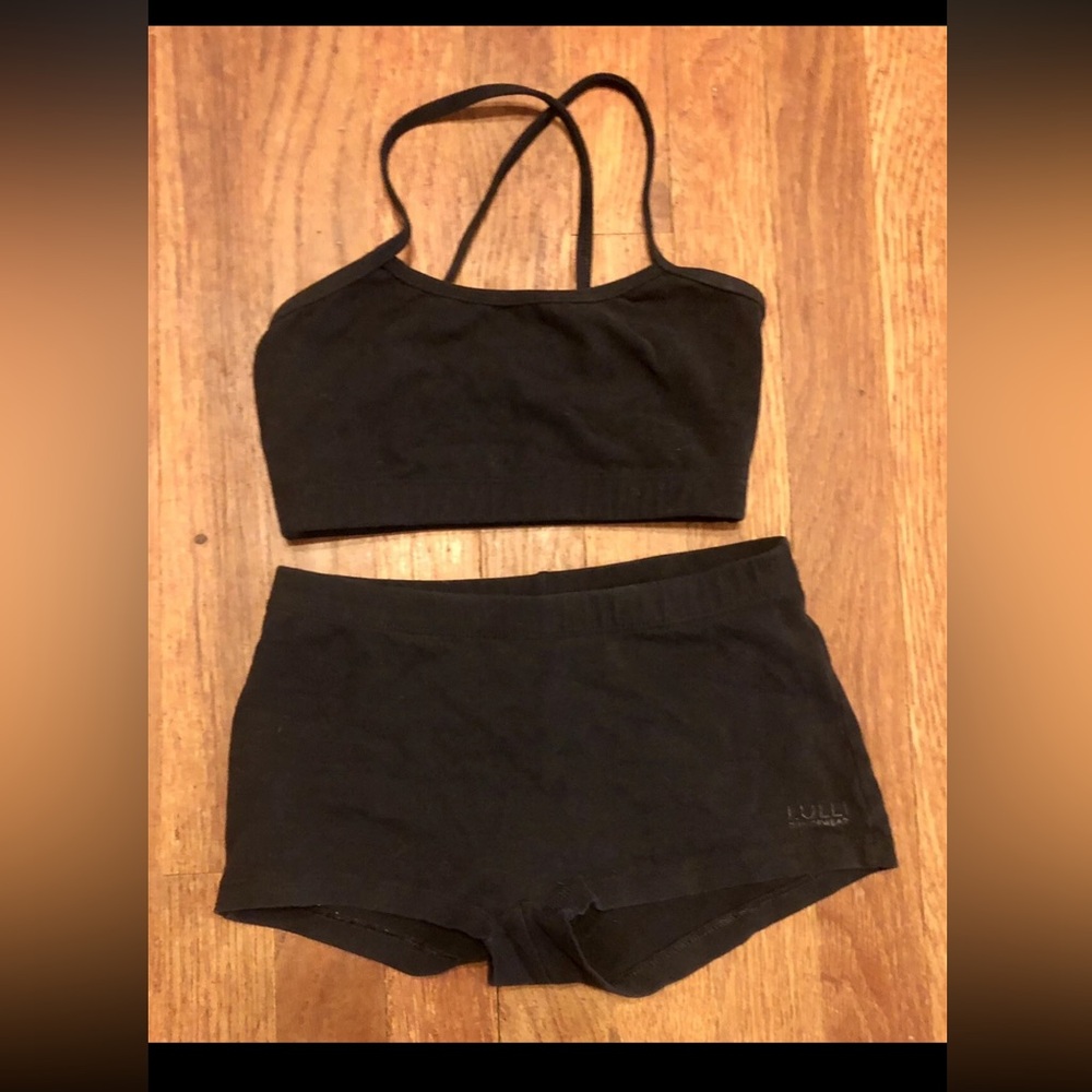 🌸Lulli Dance Wear Set - black dance bra top & bottoms. Child Med/Adult XS